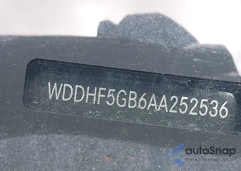 2010 Mercedes-Benz E 350 E 350 Sport from USA, damaged, VIN WDDHF5GB6AA252536